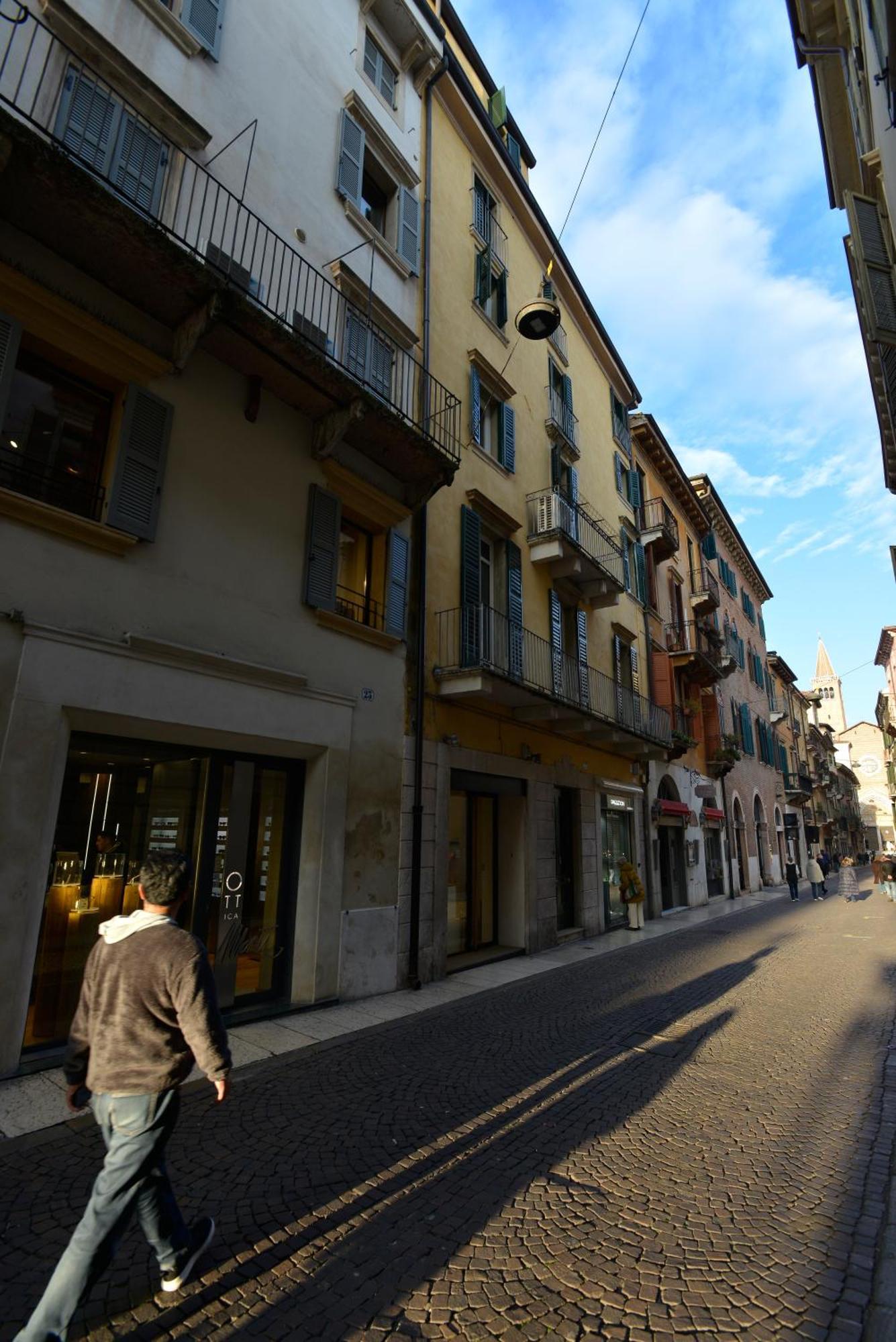 Giallo Dalia By Maison 73 Apartment Verona Bagian luar foto